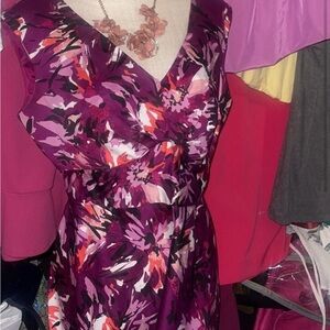 PINK FLORAL EAST 5th Dress 💓💓